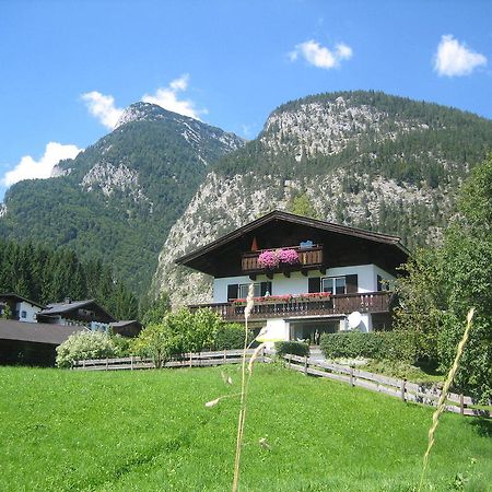 Appartement Weissbacher Lofer Rom bilde